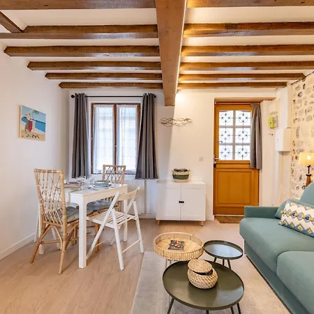 Au 56 - Centre - Quartier Saint-leonard Holiday home