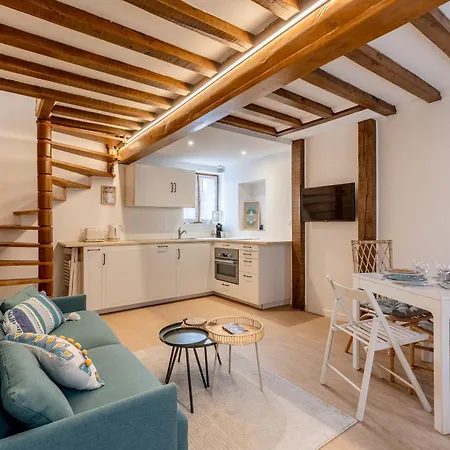 Au 56 - Centre - Quartier Saint-leonard * Ονφλέρ