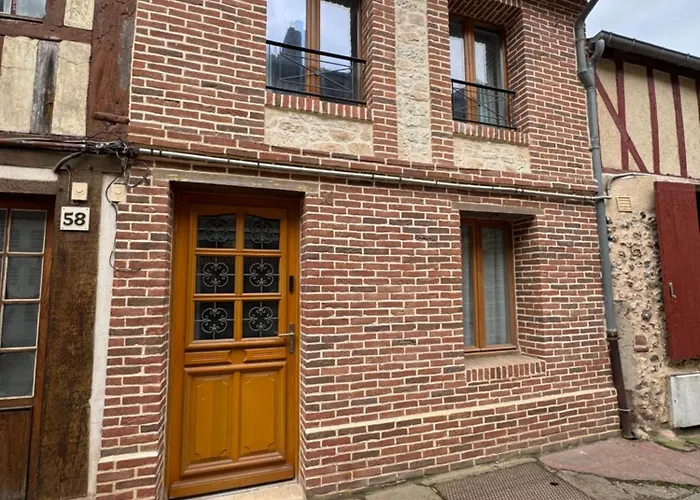 Au 56 - Centre - Quartier Saint-leonard *